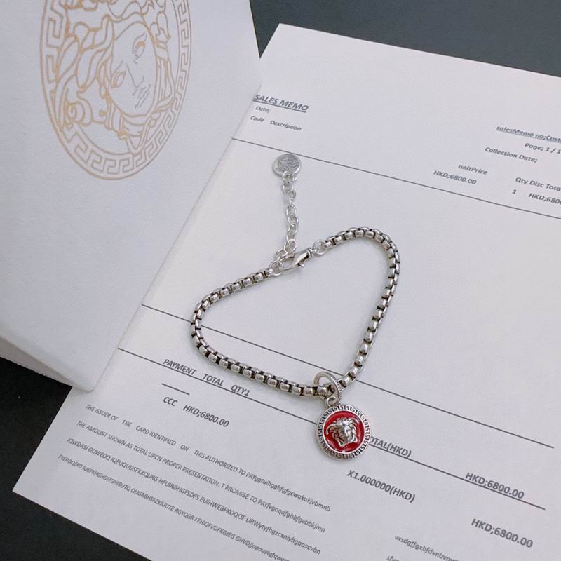 Versace bracelet lyx352